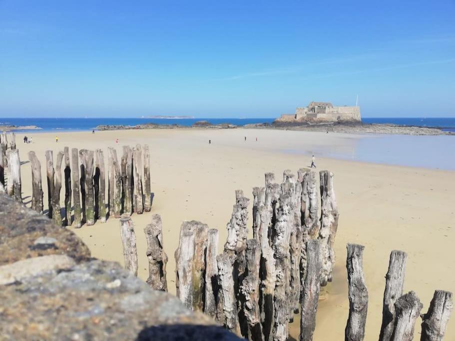 Dinard : Loft De 175 M² - A 150 M De La Plage Экстерьер фото